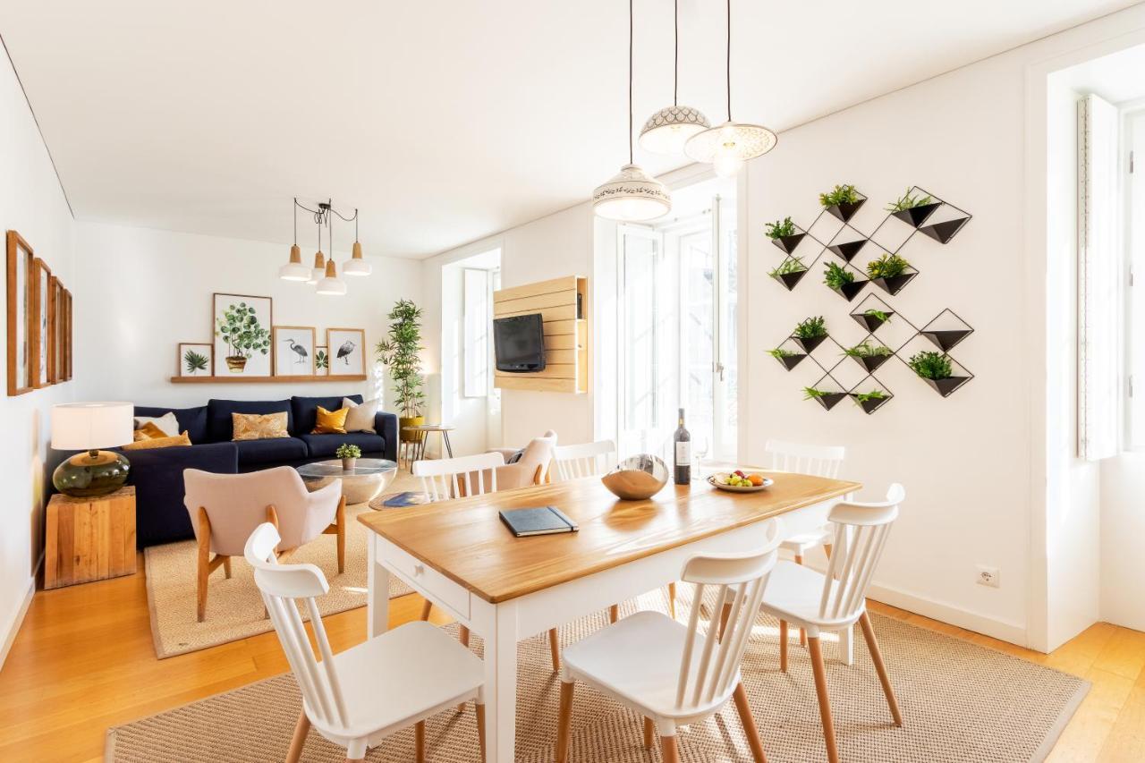 Apartmán Joivy Chiado Self Check-In 2-Br Flat With Parking Lisboa Exteriér fotografie