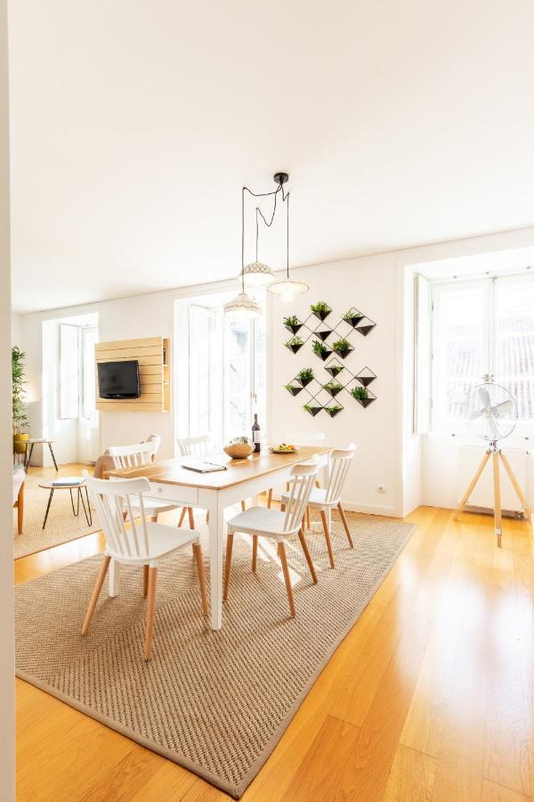 Apartmán Joivy Chiado Self Check-In 2-Br Flat With Parking Lisboa Exteriér fotografie