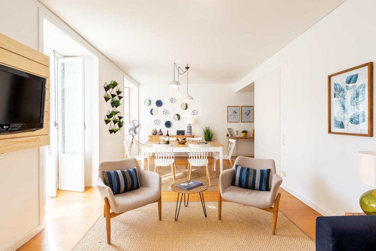 Apartmán Joivy Chiado Self Check-In 2-Br Flat With Parking Lisboa Exteriér fotografie