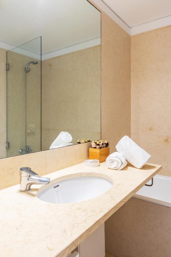 Apartmán Joivy Chiado Self Check-In 2-Br Flat With Parking Lisboa Exteriér fotografie